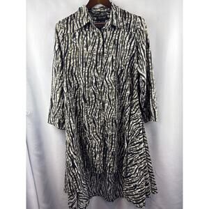 Women’s Step in Style Medium Black & Gray Zebra Striped Dress